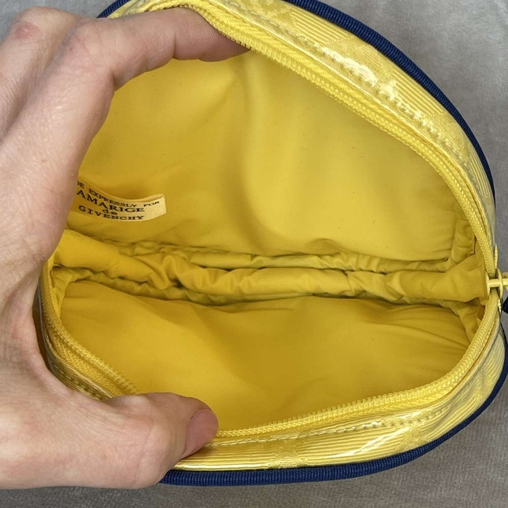 Amarige de Givenchy Yellow Navy Cosmetic Travel Pouch Round Zip Bag - Picture 4 of 6